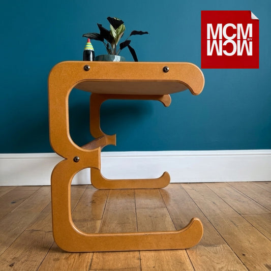 Mid-century Pair of Scandinavian-style Nesting Tables